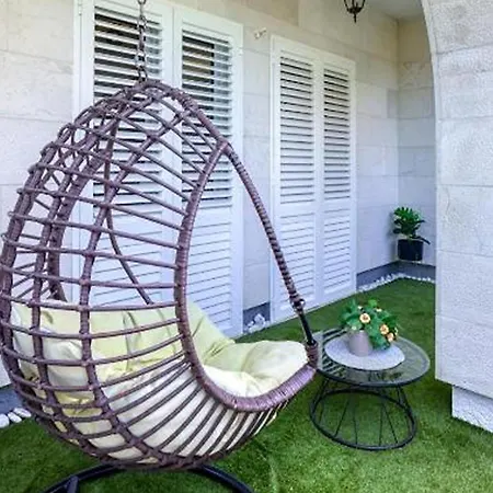 Mayla Family House